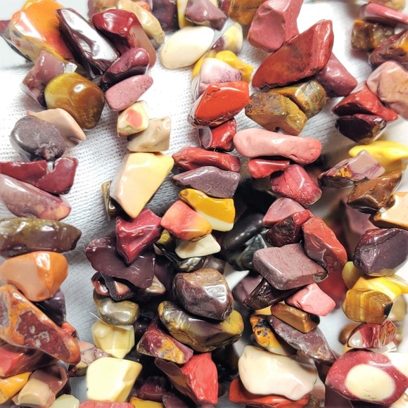 Mookaite Stretch Bracelet 5-8mm chip natural stone includes felt pouch-CB05 - Picture 6 of 10